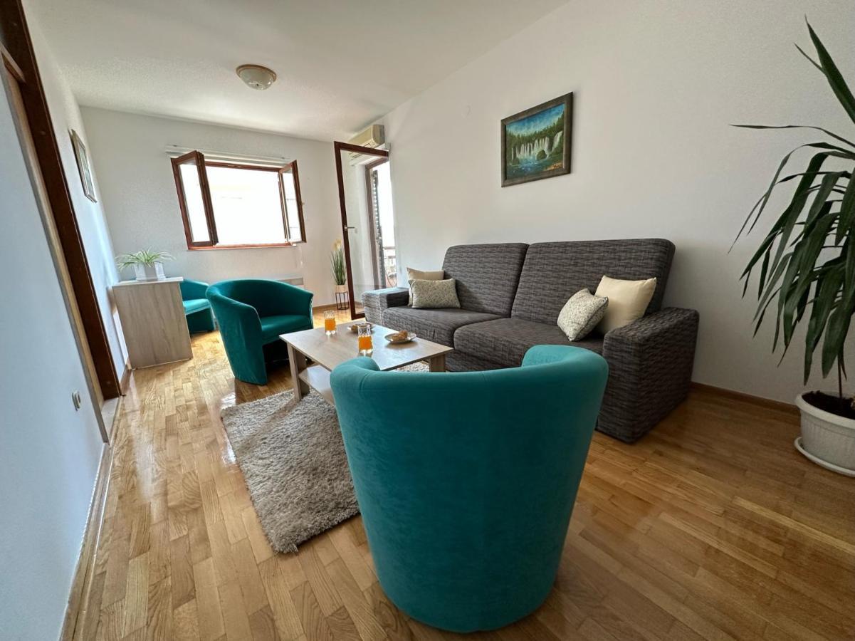 Family Apartment Makarska Eksteriør billede